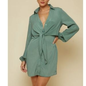 Beautiful green long sleeve dress
